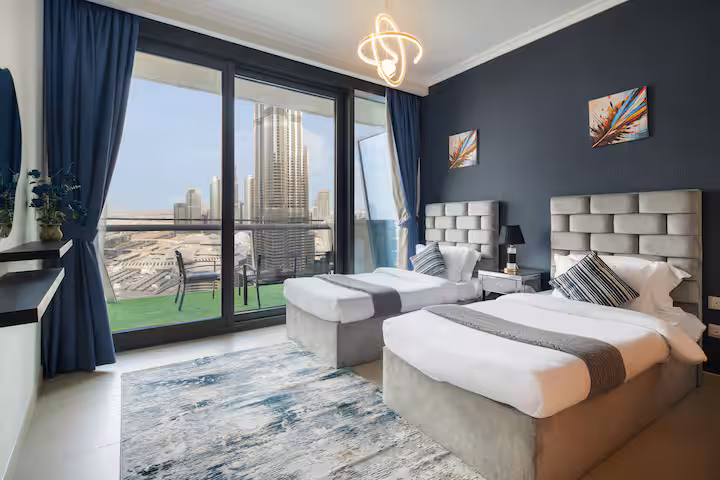 Burj Vista: Bedroom four, two single beds, the tower in the window