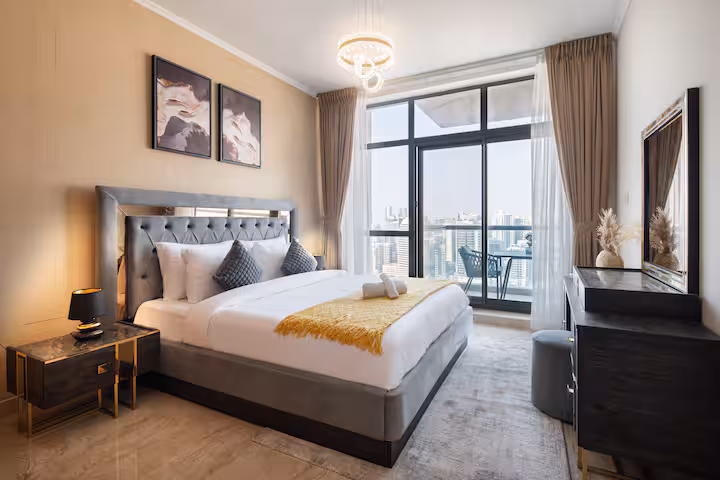 The Links East: The bedroom from the window side