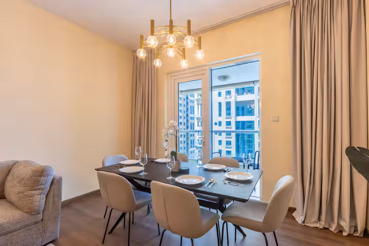 Sulafa Tower: The dining table for six at the window